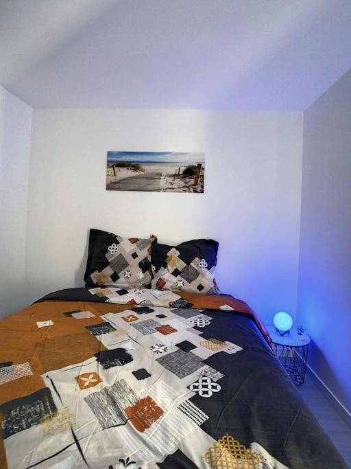 Cosy T2 Wifi Parking Proche Gare Centre Ville Saint-Quentin  Zewnętrze zdjęcie